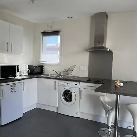 T1 Bis Avec Terrasse, Parking, Wifi Et Animaux Admis A - Fr-1-495-12 Cambo-les-Bains