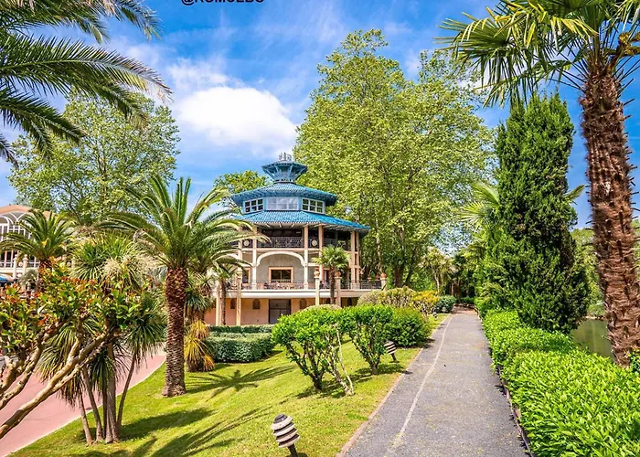 T1 Bis Avec Terrasse, Parking, Wifi Et Animaux Admis A - Fr-1-495-12