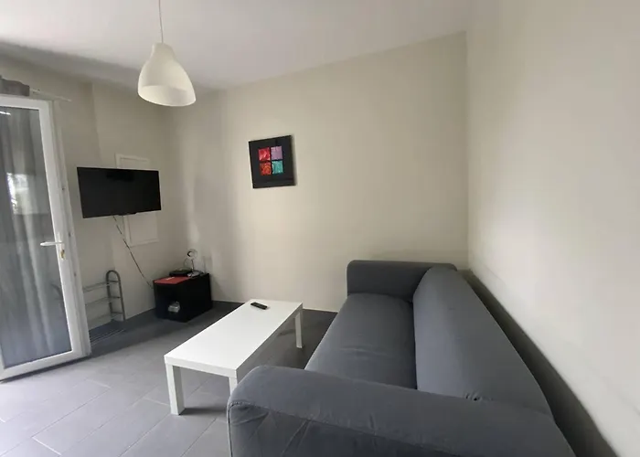 T1 Bis Avec Terrasse, Parking, Wifi Et Animaux Admis A - Fr-1-495-12 아파트